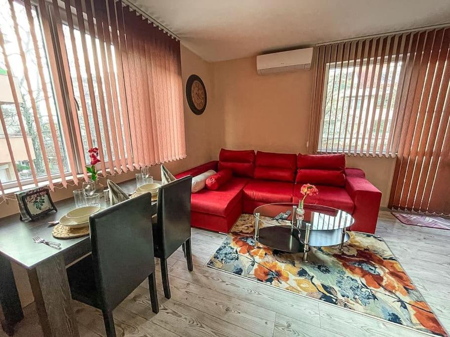 Modern & Bright 1Bd Apartment Near Main Square Plovdiv Eksteriør billede