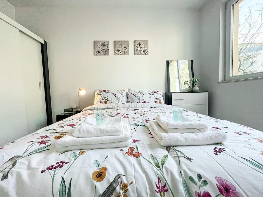 Modern & Bright 1Bd Apartment Near Main Square Plovdiv Eksteriør billede