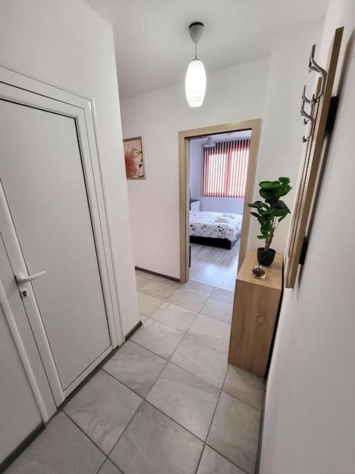 Modern & Bright 1Bd Apartment Near Main Square Plovdiv Eksteriør billede