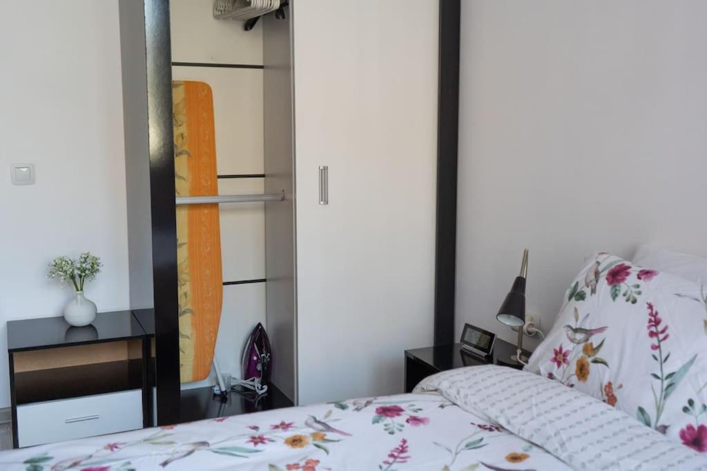 Modern & Bright 1Bd Apartment Near Main Square Plovdiv Eksteriør billede