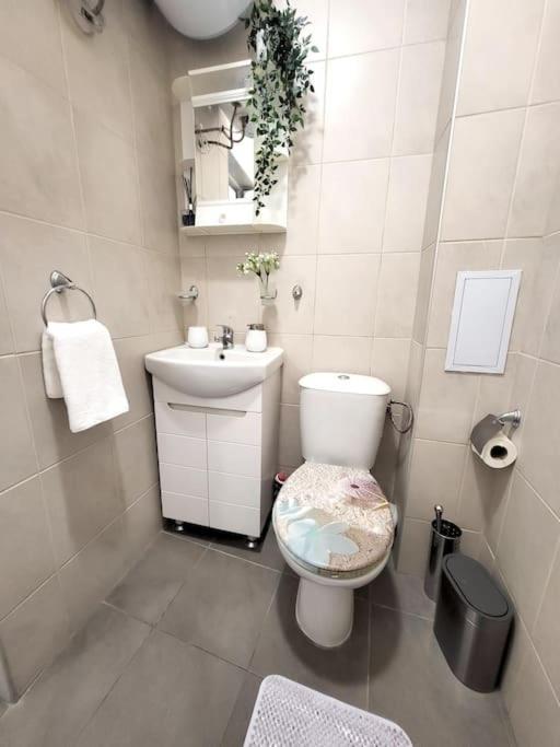 Modern & Bright 1Bd Apartment Near Main Square Plovdiv Eksteriør billede