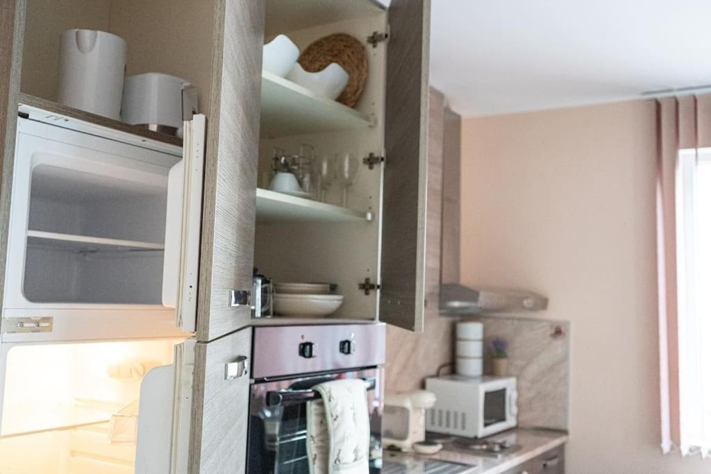 Modern & Bright 1Bd Apartment Near Main Square Plovdiv Eksteriør billede